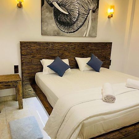 Rusty Bunk Villa Канди Екстериор снимка