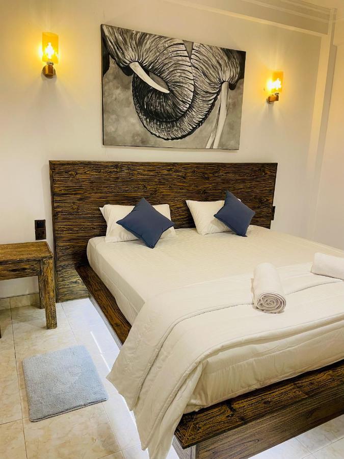 Rusty Bunk Villa Канди Екстериор снимка